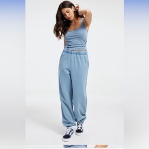 Good American Jeanius Sweatpants-light blue
